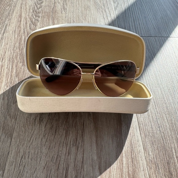 Micheal Kors Sunglasses - Picture 1 of 6